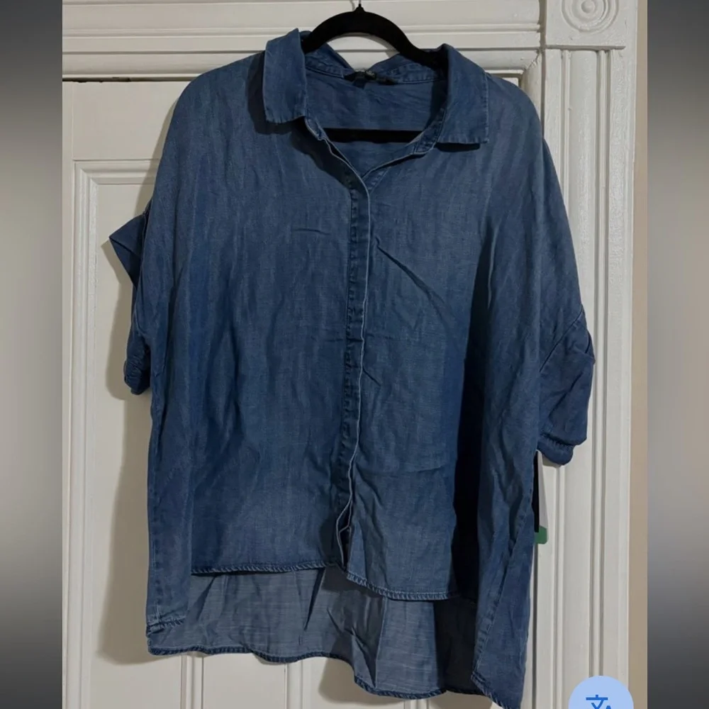 NWT Liverpool Crenshaw Collared Camp Shirt Chambray Hi-Low Summer‎ Casual